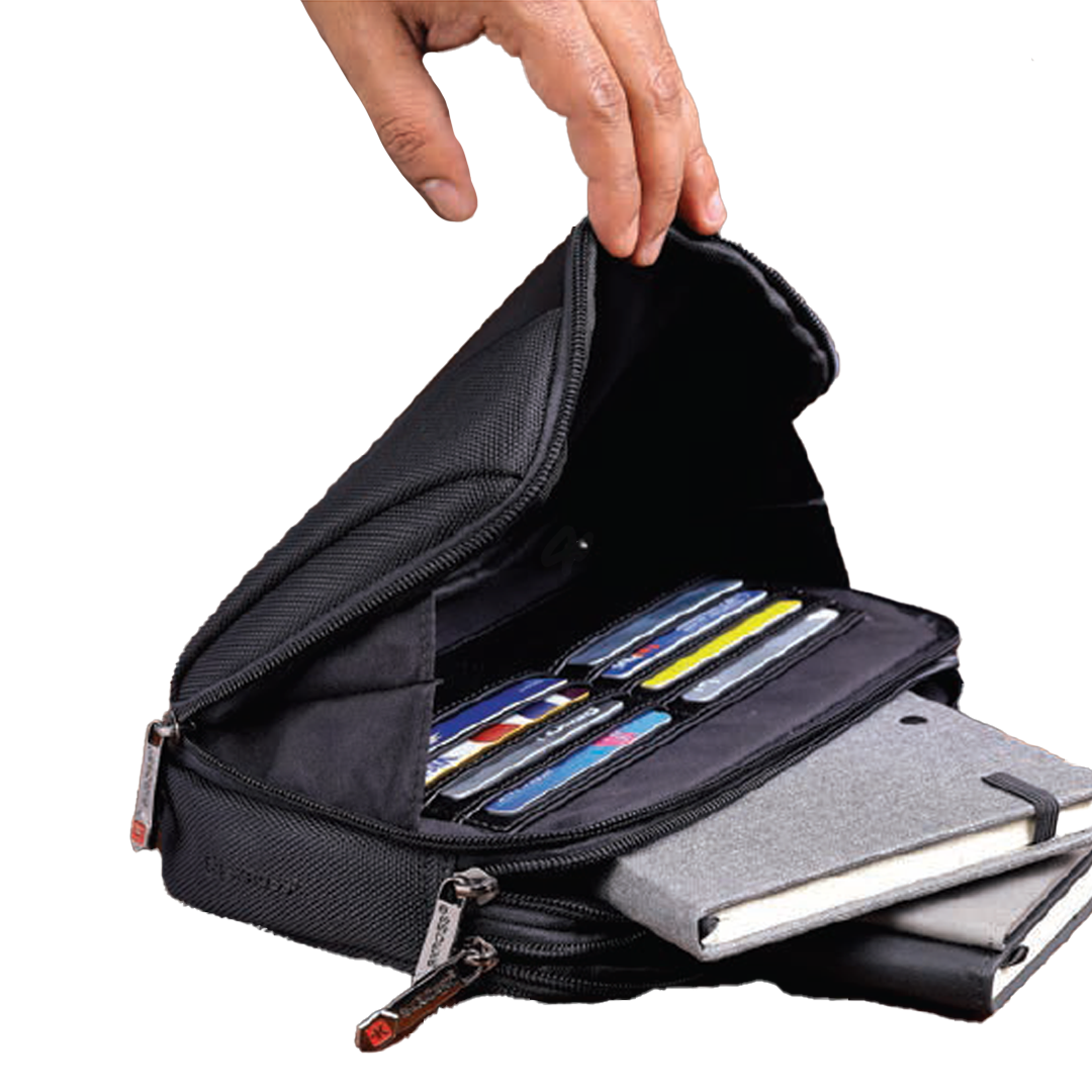 The SKROSS Alpha Travel Organizer